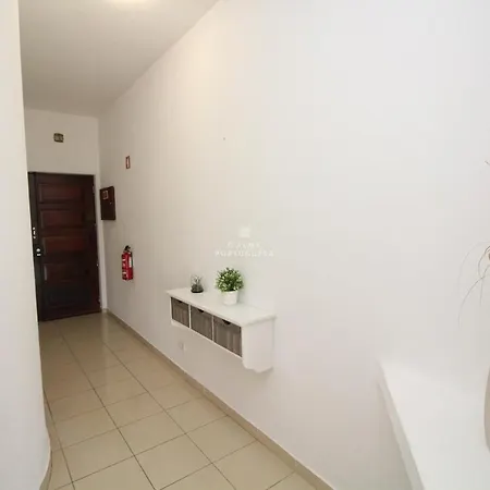 Апартаменты Apartamento Jardins Vale Mangude- Centro Албуфейра
